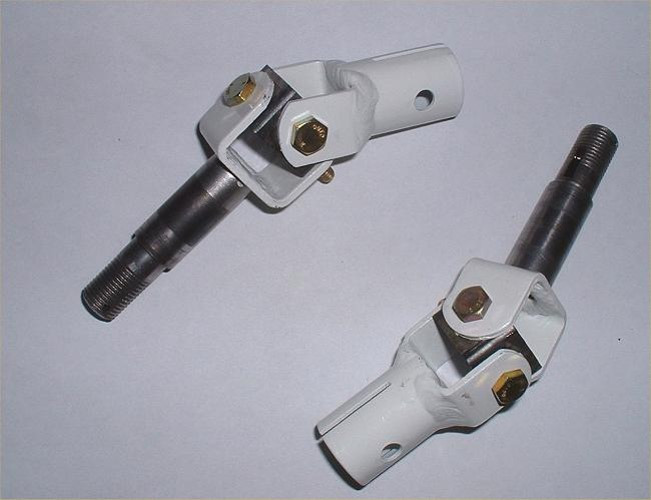 Click image for larger version

Name:	Aileron yoke Universal Joint.jpg
Views:	131
Size:	55.8 KB
ID:	180273