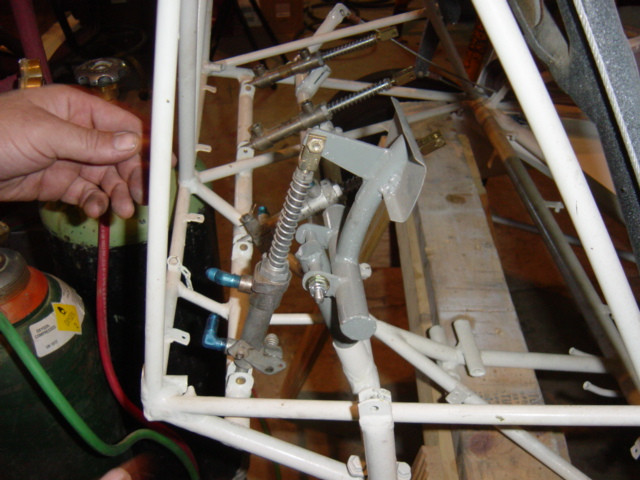 Click image for larger version

Name:	brake pedal2.jpg
Views:	82
Size:	98.9 KB
ID:	180815